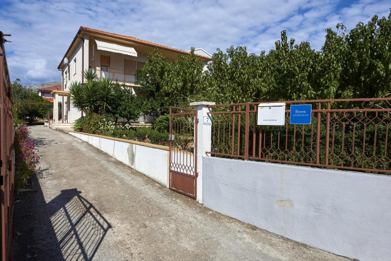 Triple Room Trogir 13102B Buitenkant foto
